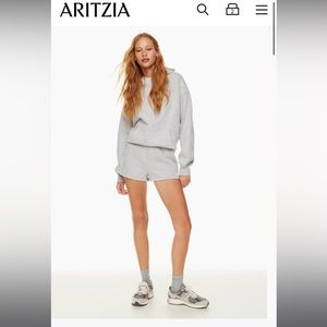 TNA perfect 2” sweatshorts